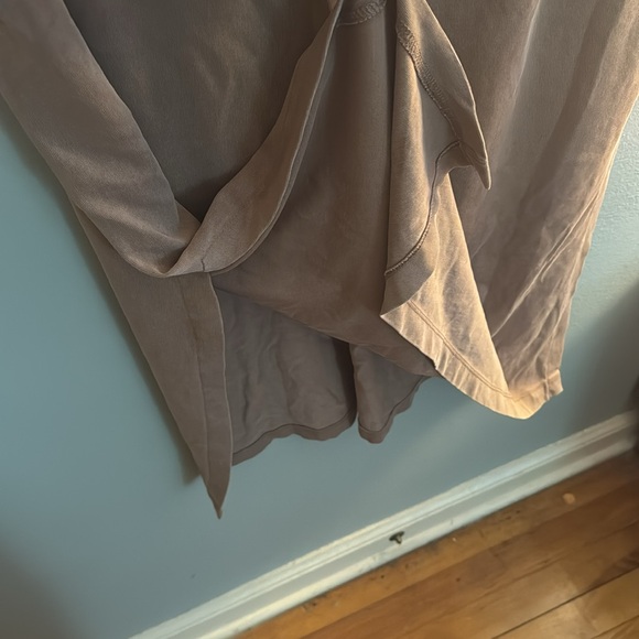 Brown T-shirt dress - Picture 3 of 3